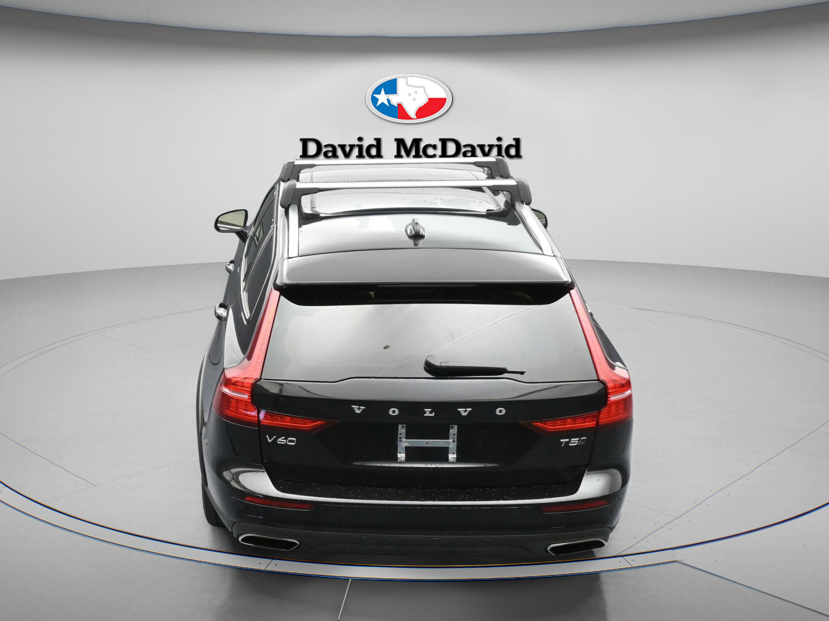 Used 2020 Volvo V60 T5 Cross Country w/ Protection Package image 17