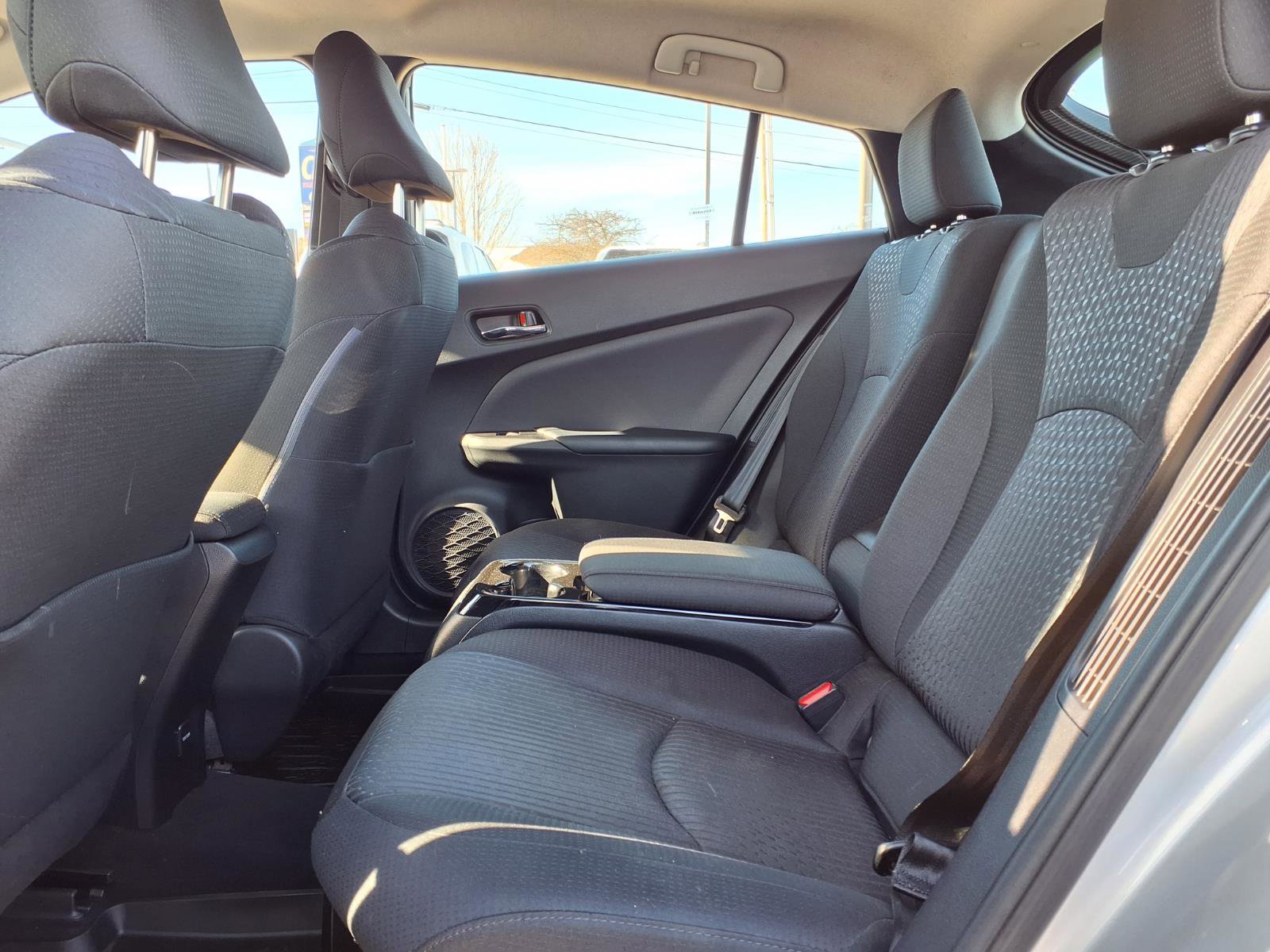 Used 2017 Toyota Prius Prime image 7