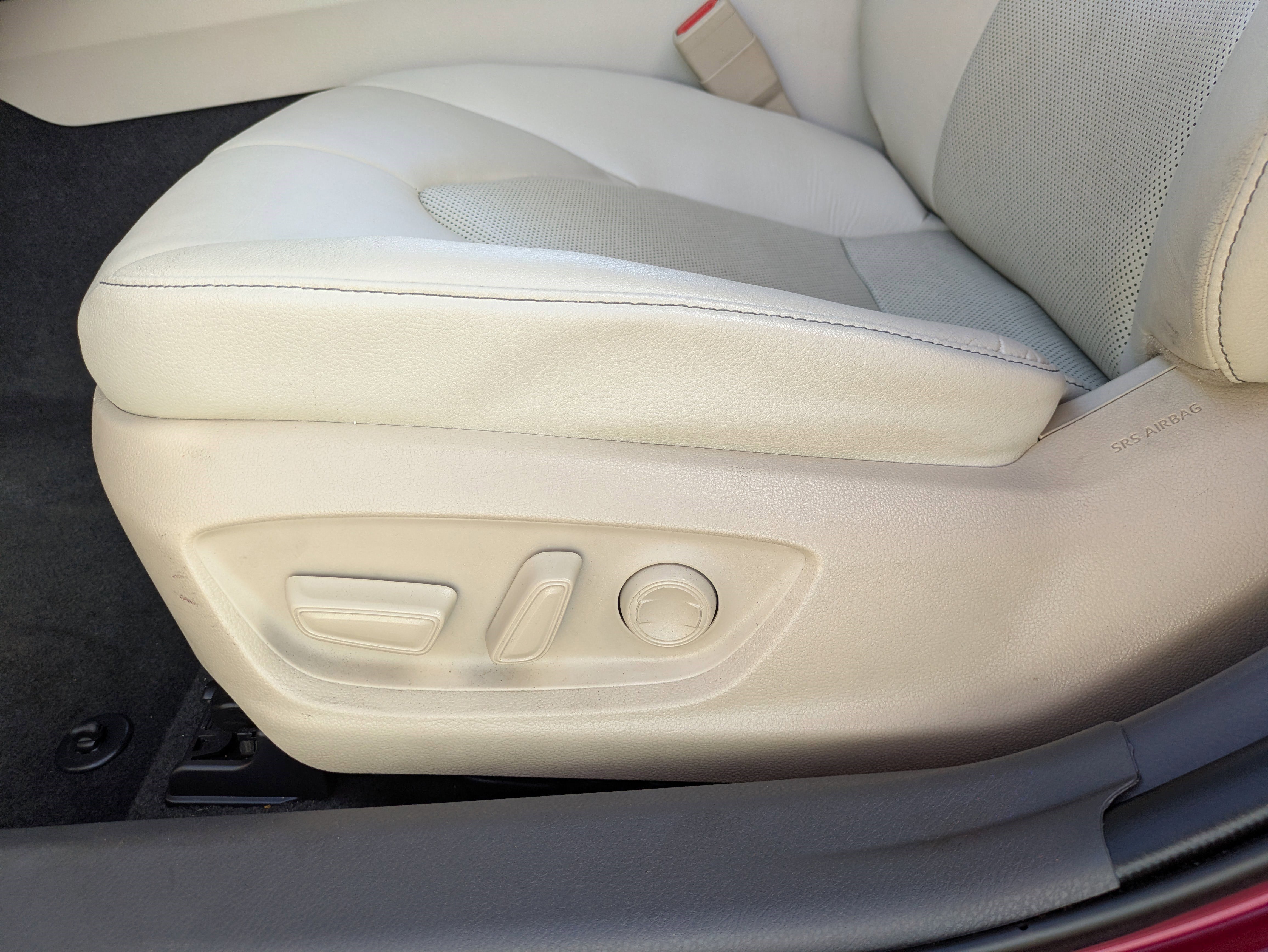 Used 2022 Toyota Camry XLE w/ Navigation Upgrade Package FWD image 21