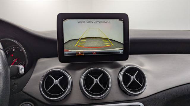 Used 2018 Mercedes-Benz GLA 250 4MATIC image 28