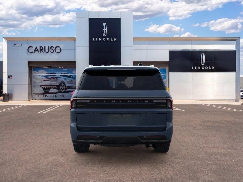New 2026 Lincoln Navigator Reserve AWD/4WD image 5