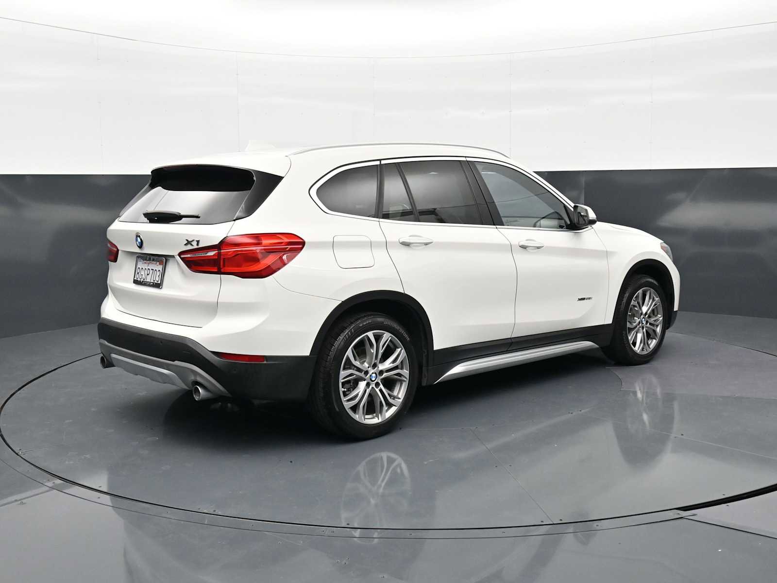 Used 2016 BMW X1 xDrive28i image 5