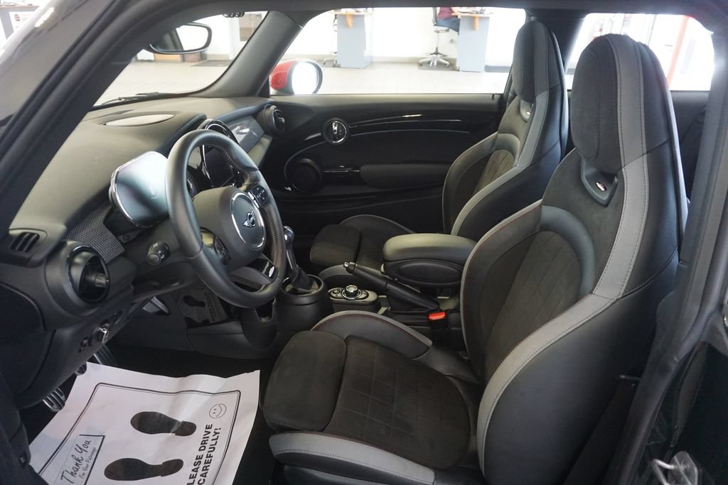 Used 2024 MINI Cooper John Cooper Works w/ Signature Upholstery Package FWD image 19