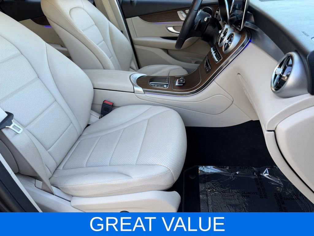 Used 2022 Mercedes-Benz GLC 300 4MATIC image 21