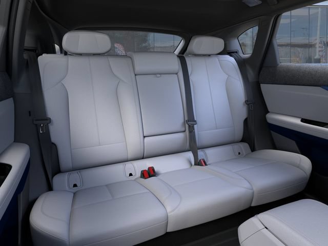 New 2027 Cadillac Optiq Luxury w/ LPO, Floor Liner Package AWD/4WD image 17
