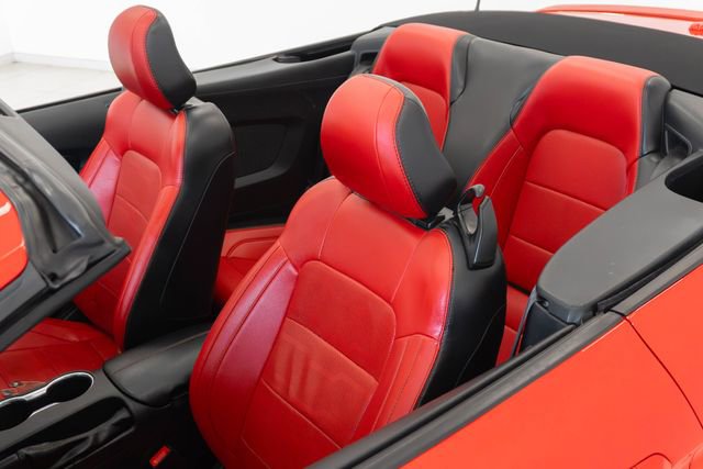 Used 2019 Ford Mustang Premium w/ Equipment Group 201A RWD image 3