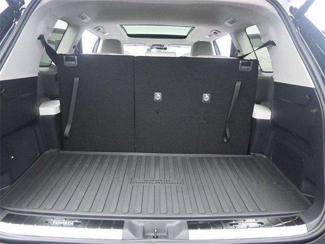 New 2026 Toyota Grand Highlander Limited image 15