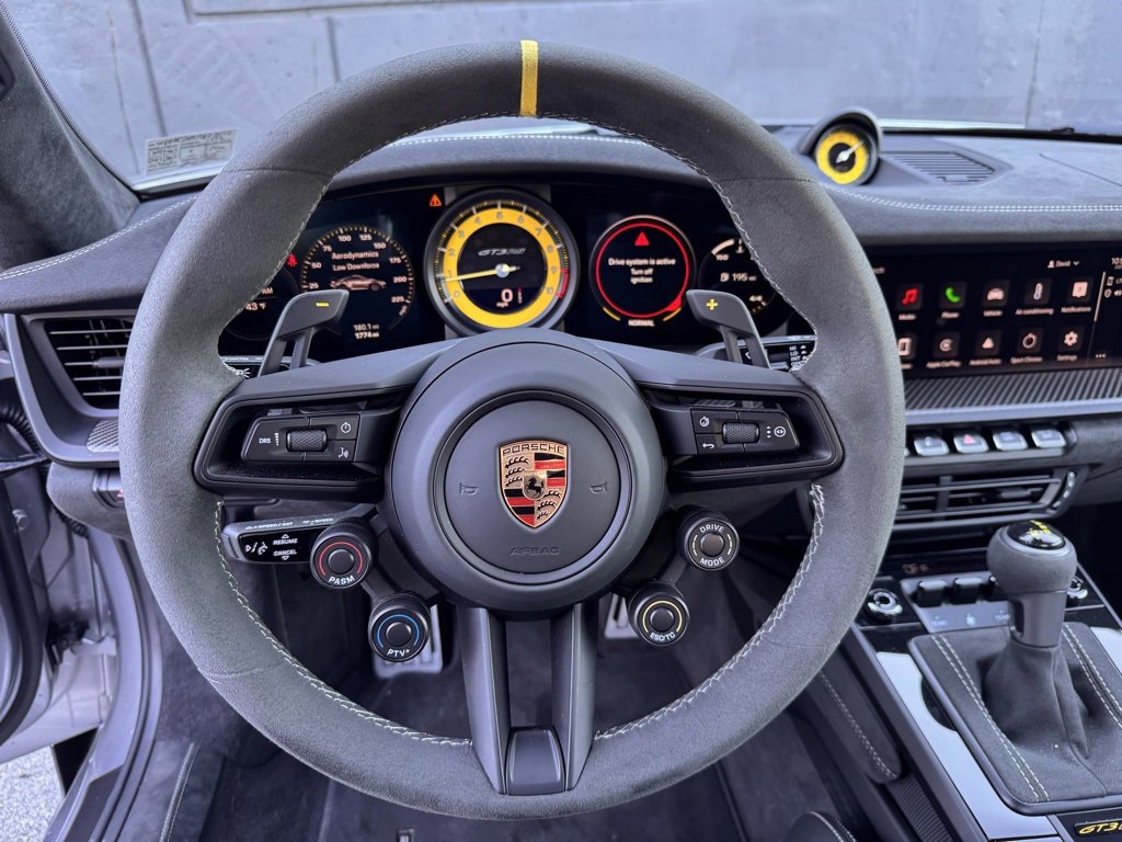 Used 2025 Porsche 911 GT3 RS image 25