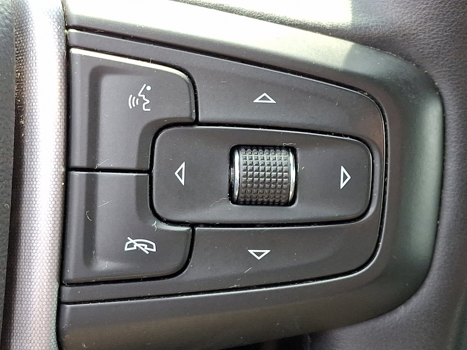 Used 2024 GMC Sierra 1500 SLT image 23