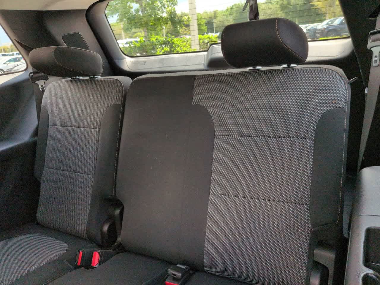 Used 2019 Chevrolet Traverse LT FWD image 13