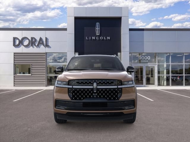 New 2026 Lincoln Navigator Black Label w/ Black Label Special Edition AWD/4WD image 6