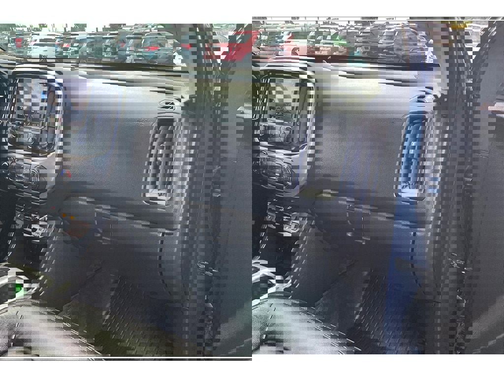 Used 2019 Chevrolet Colorado LT w/ Colorado RST Special Edition image 16