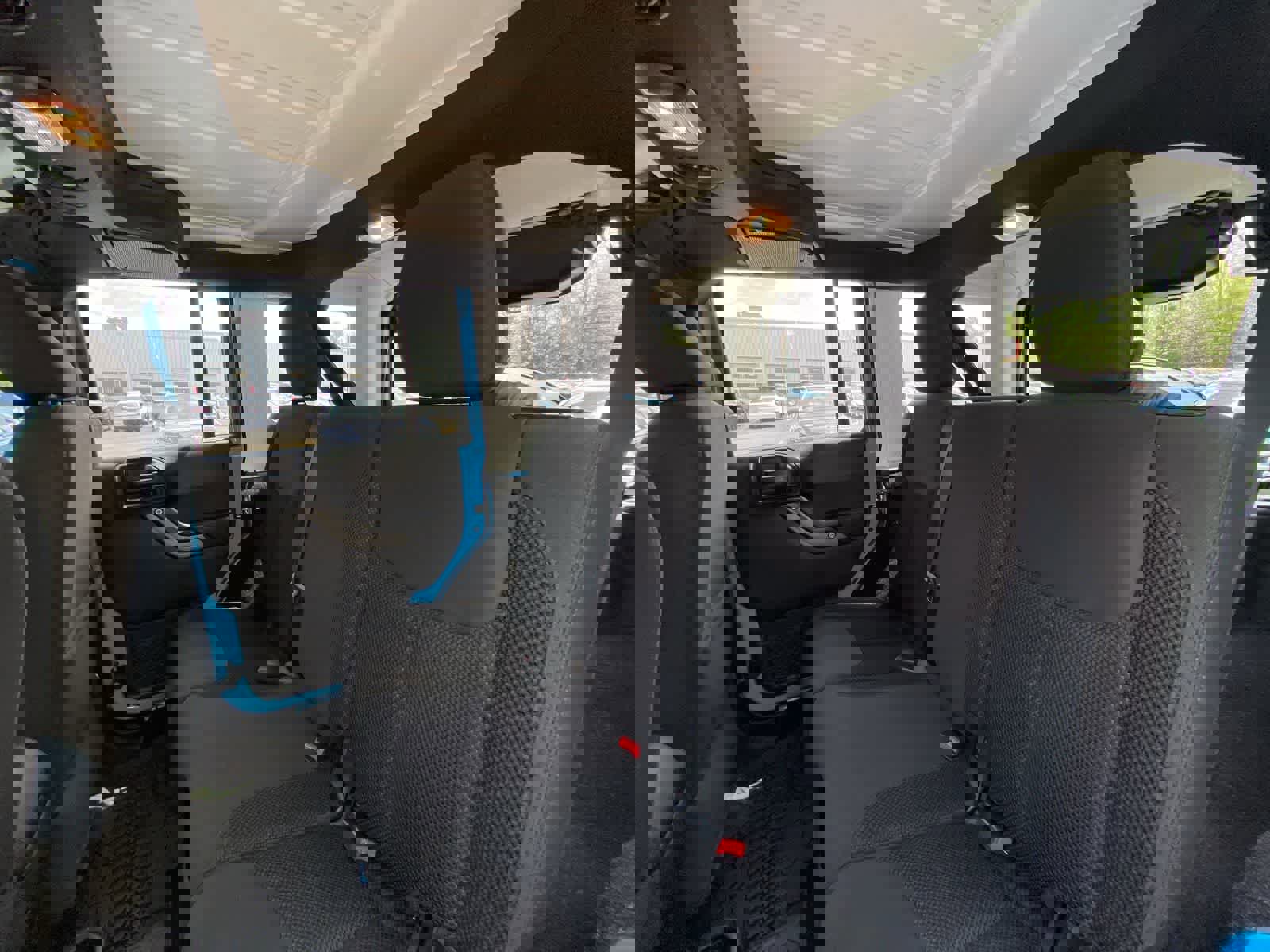 Used 2017 Jeep Wrangler Unlimited Sport AWD/4WD image 25