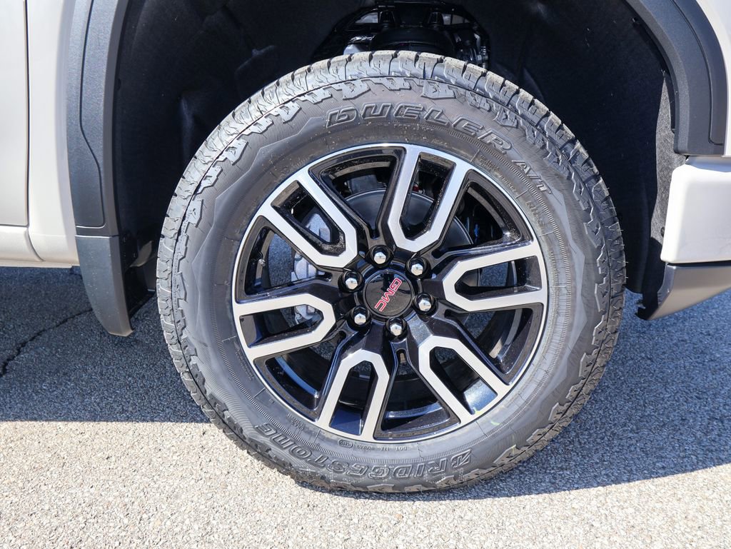 New 2026 GMC Sierra 1500 AT4 w/ AT4 Premium Package image 31