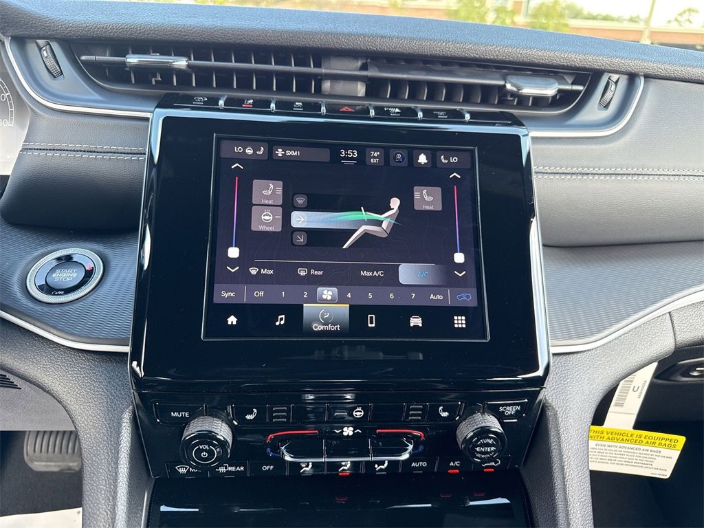 New 2025 Jeep Grand Cherokee Laredo X w/ Luxury Tech Group I image 23