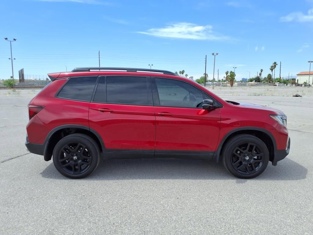 Used 2024 Honda Passport Black Edition image 4