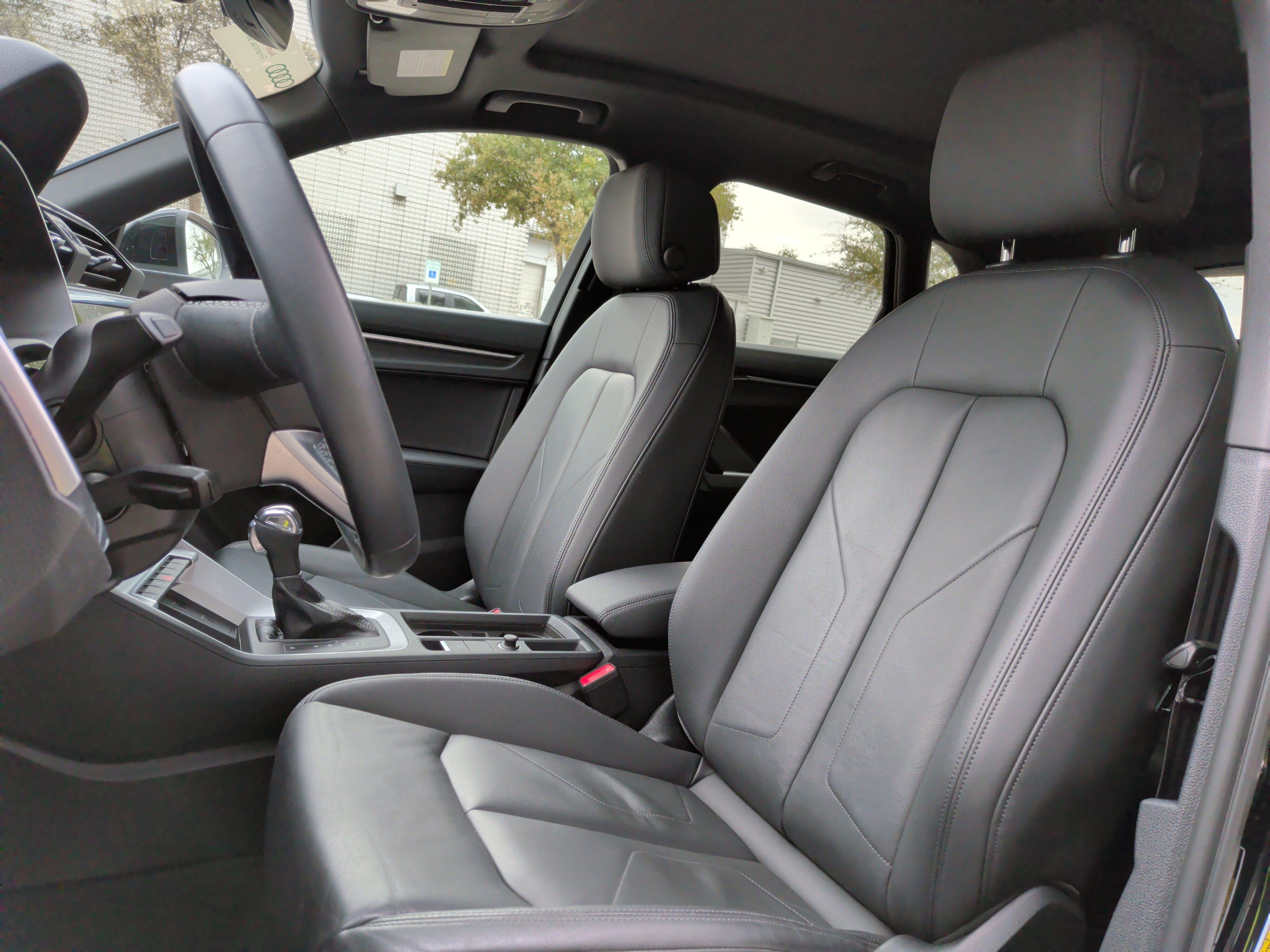 Certified 2022 Audi Q3 2.0T Premium w/ Convenience Package image 16