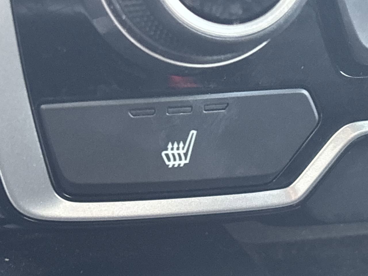 Used 2020 Honda CR-V Touring image 25