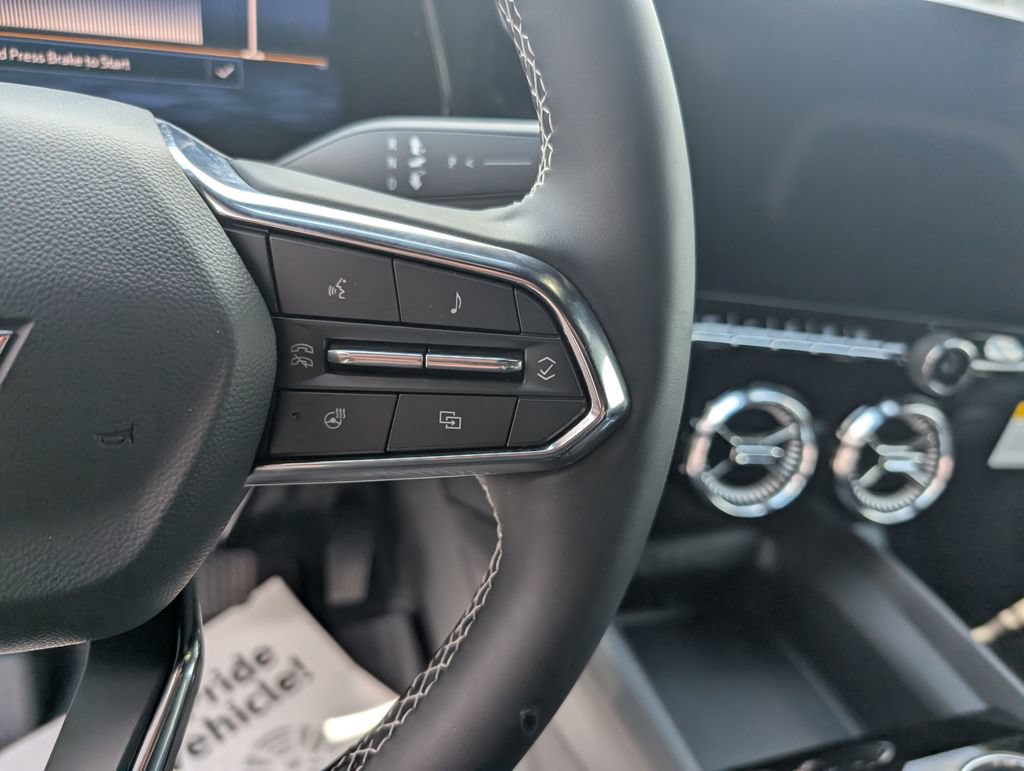 New 2025 Chevrolet Blazer EV LT AWD/4WD image 18