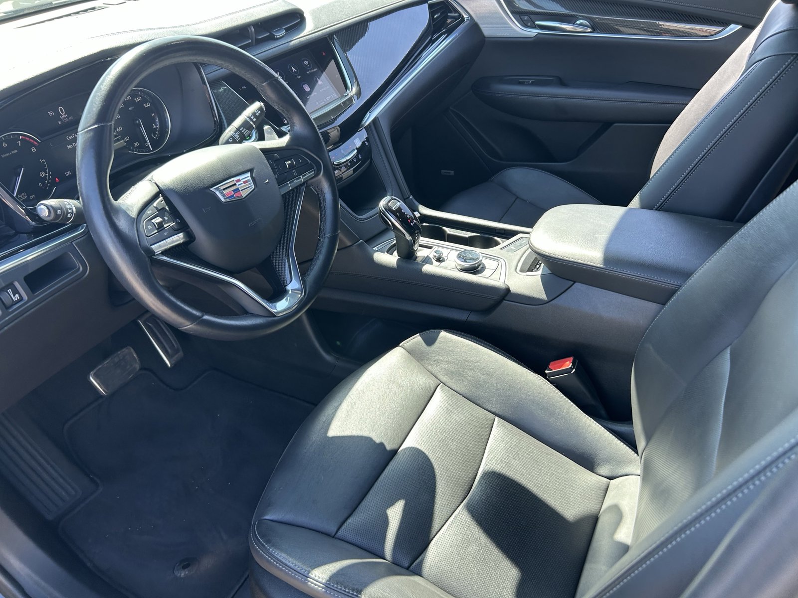 Used 2023 Cadillac XT6 Sport AWD/4WD image 9