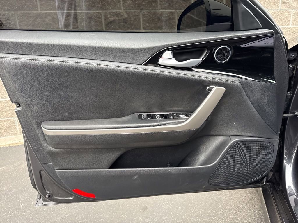 Used 2019 Kia Stinger image 12