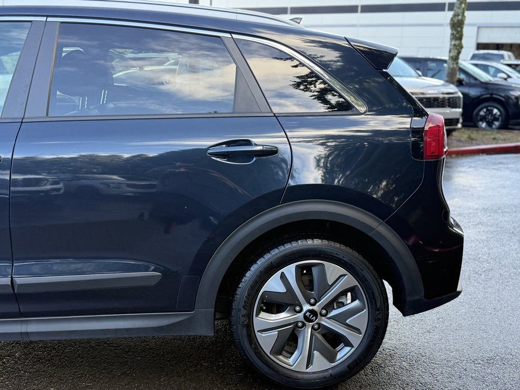 Used 2019 Kia Niro EX Premium w/ Cold Weather Package 1.0 image 8