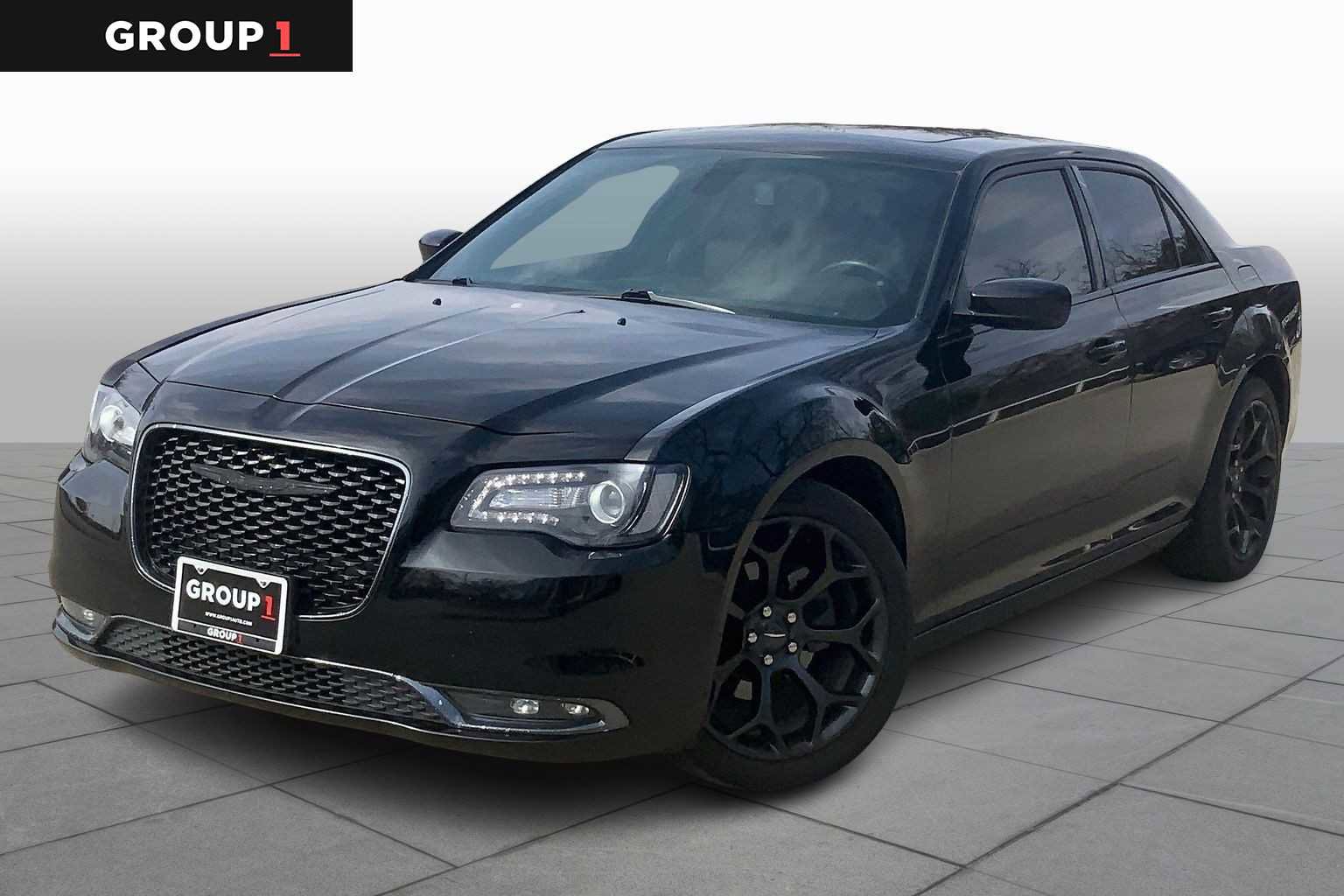 Used 2020 Chrysler 300 S image 1