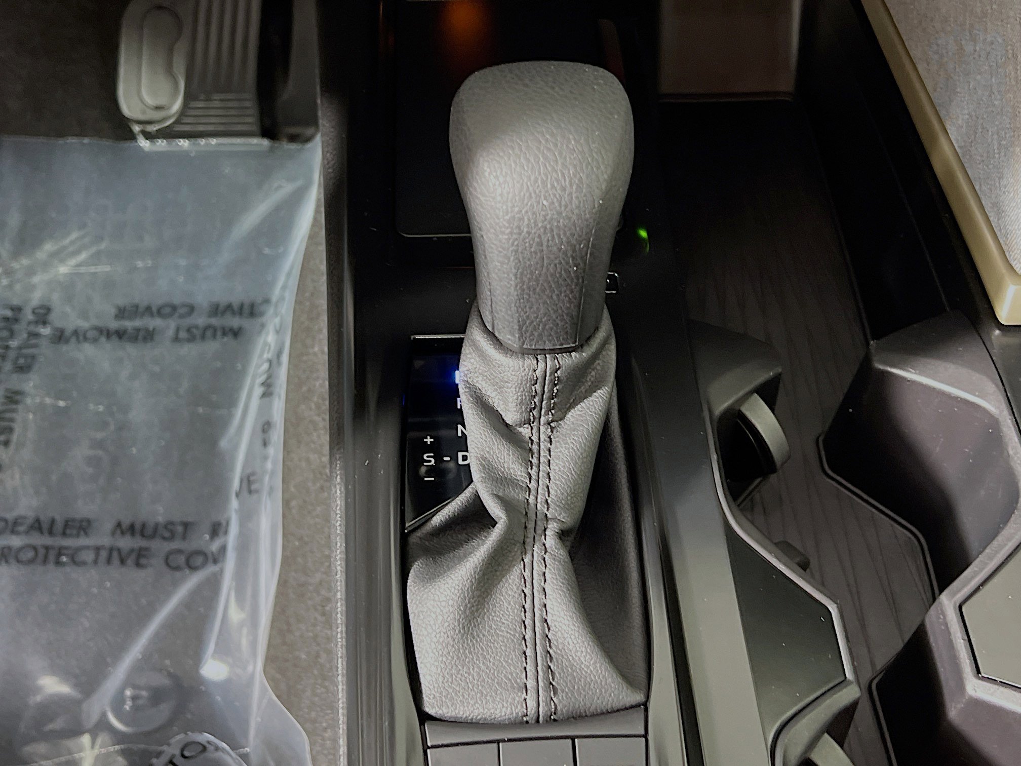 Used 2025 Toyota Camry LE w/ Convenience Package image 24