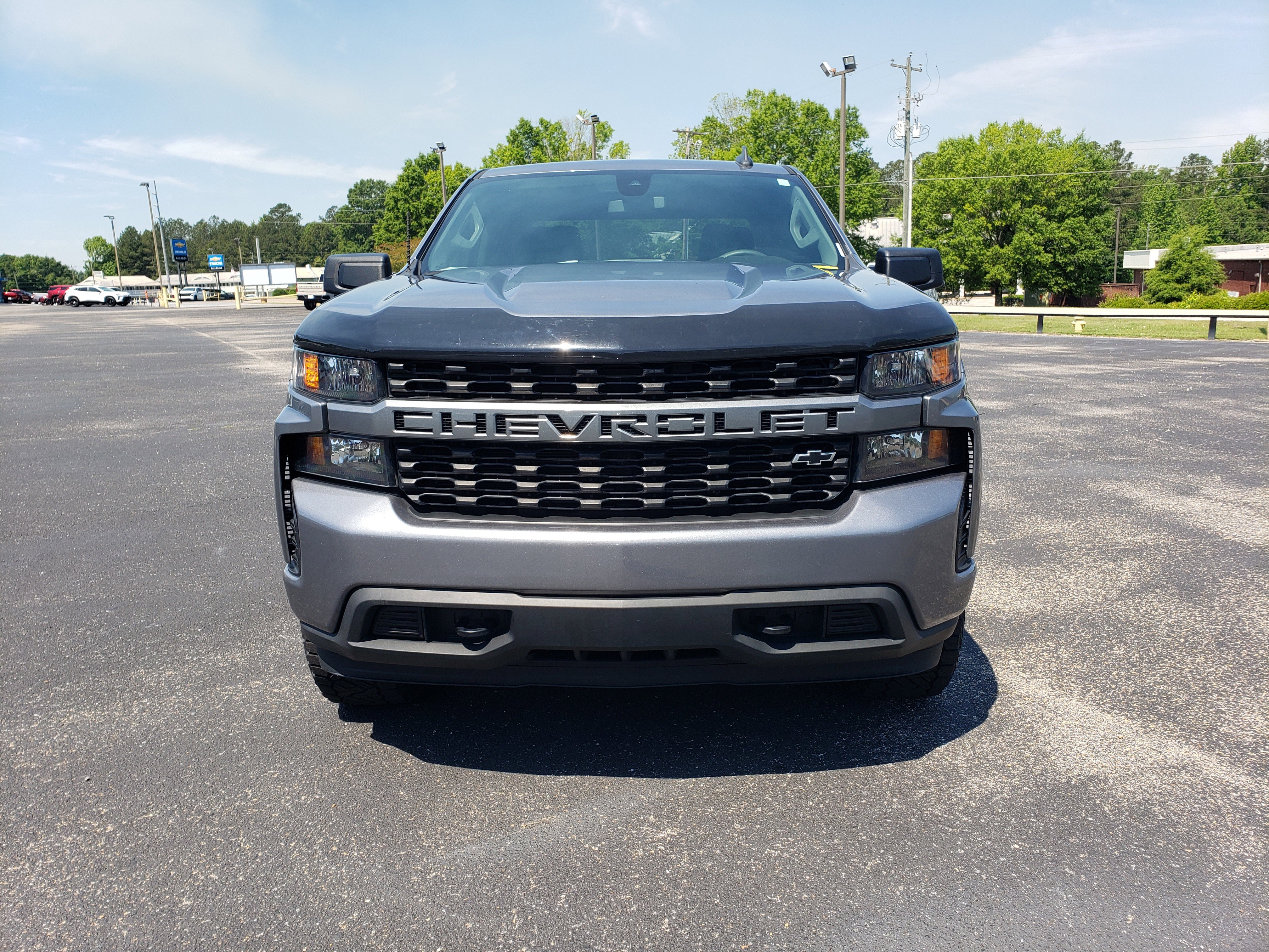 Used 2022 Chevrolet Silverado 1500 Custom w/ Safety Confidence Package AWD/4WD image 7