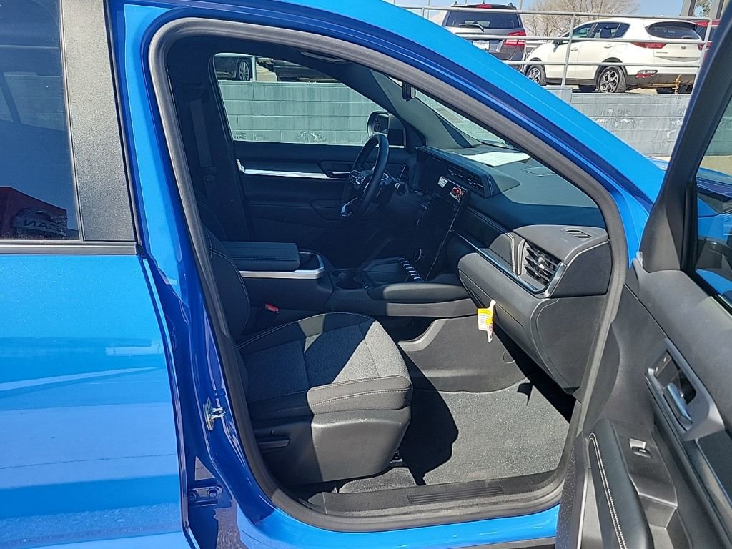 Used 2025 GMC Terrain Elevation w/ Technology Package II image 16