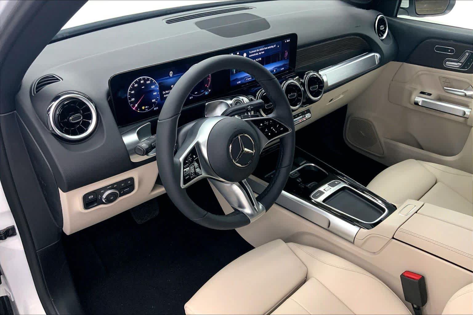 Used 2026 Mercedes-Benz GLB 250 image 20