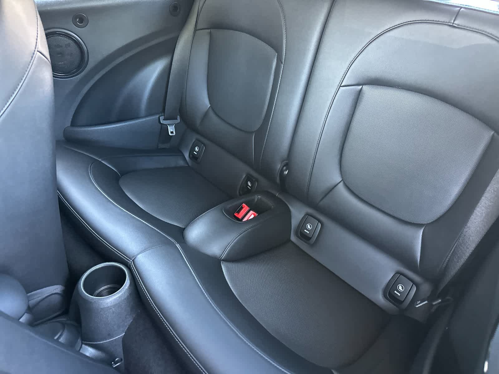 Used 2024 MINI Cooper S FWD image 4