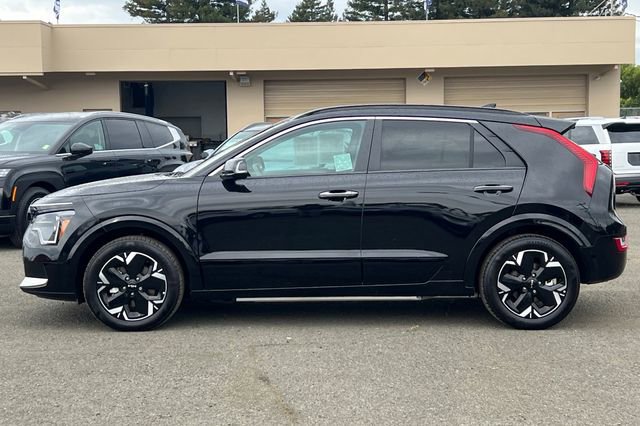 Used 2025 Kia Niro Wave image 10