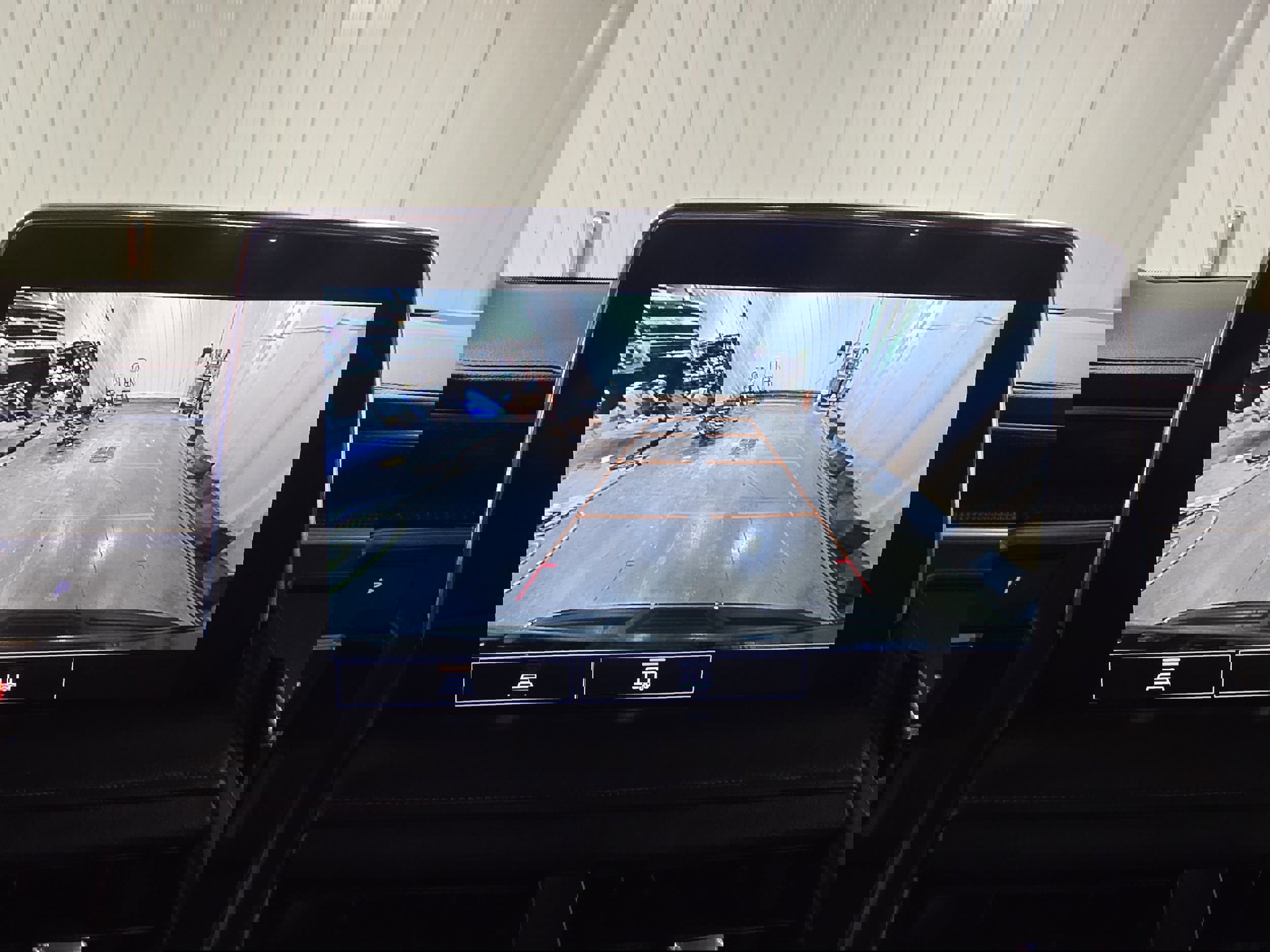 Used 2021 Chevrolet Suburban RST image 19