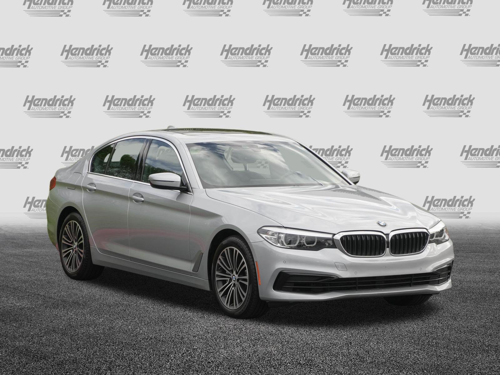 Used 2020 BMW 530i w/ Convenience Package RWD image 2
