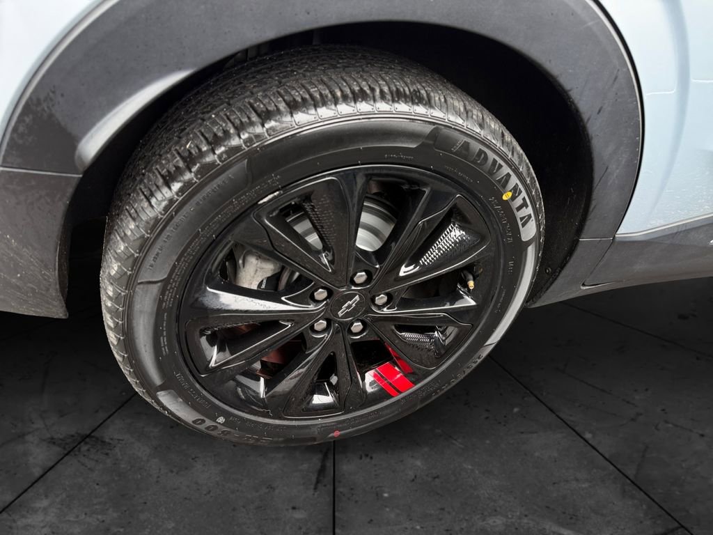 Used 2023 Chevrolet Bolt EUV Premier w/ Sun & Sound Package image 36