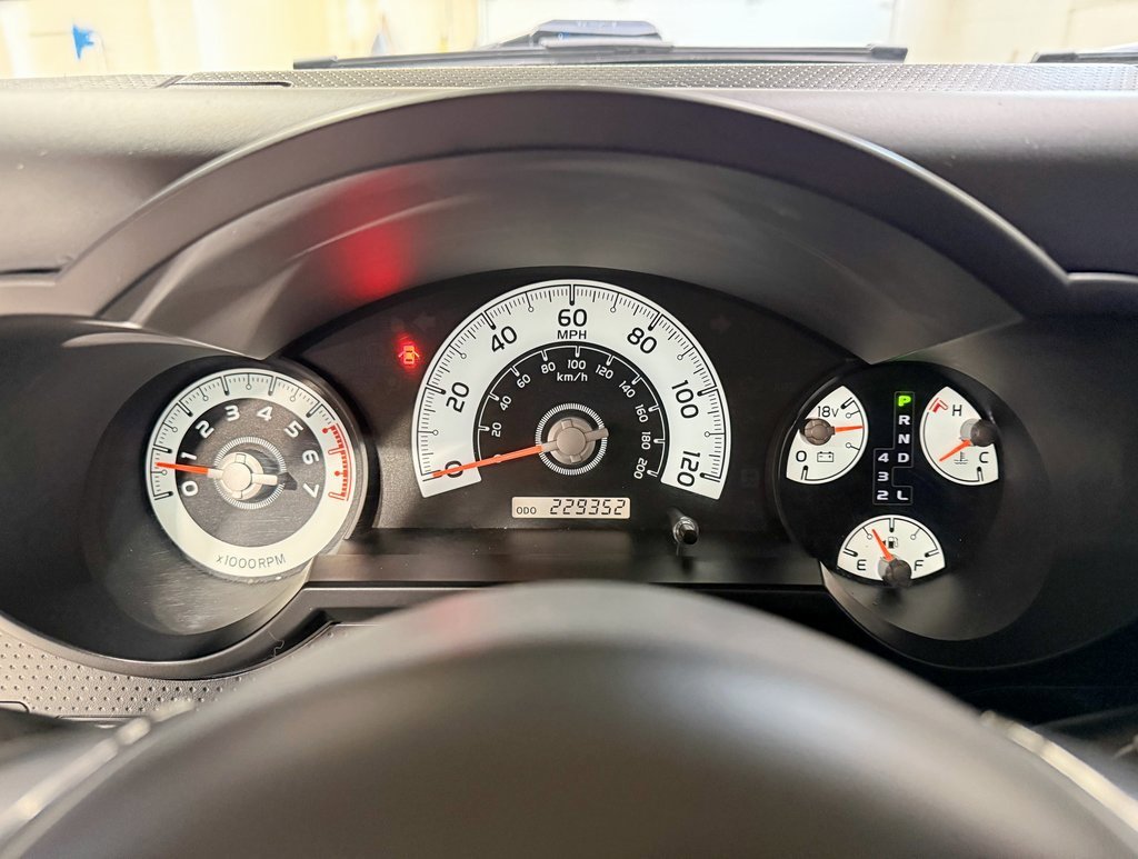 Used 2009 Toyota FJ Cruiser 4WD image 19