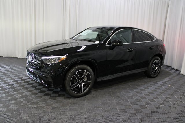 New 2025 Mercedes-Benz GLC 300 4MATIC image 3