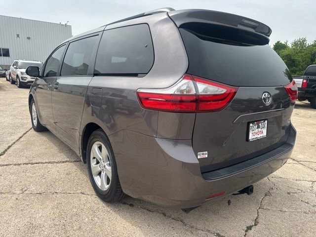 Used 2015 Toyota Sienna LE FWD image 7
