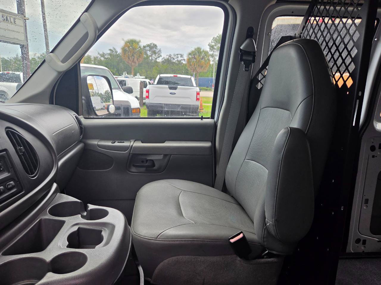 Used 2007 Ford E-150 and Econoline 150 RWD image 15
