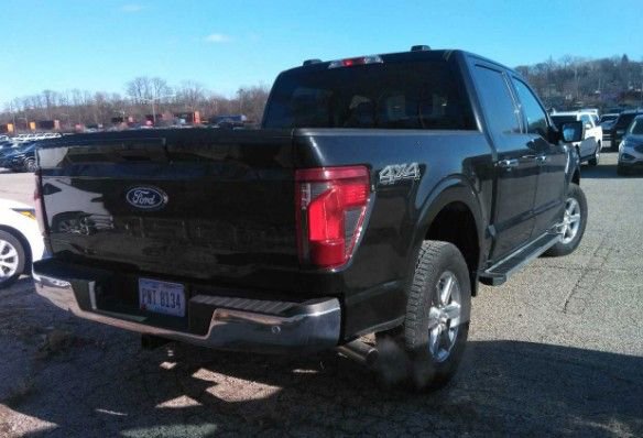 Used 2025 Ford F150 XLT w/ Equipment Group 301A Standard image 3