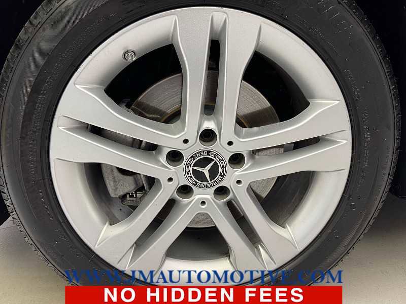 Used 2019 Mercedes-Benz GLA 250 4MATIC image 9