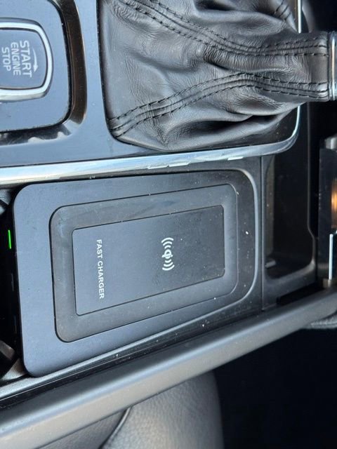 Used 2018 Volvo XC90 T6 Momentum w/ Convenience Package image 36