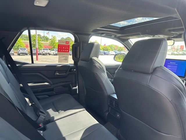 New 2026 Toyota 4Runner Limited AWD/4WD image 14