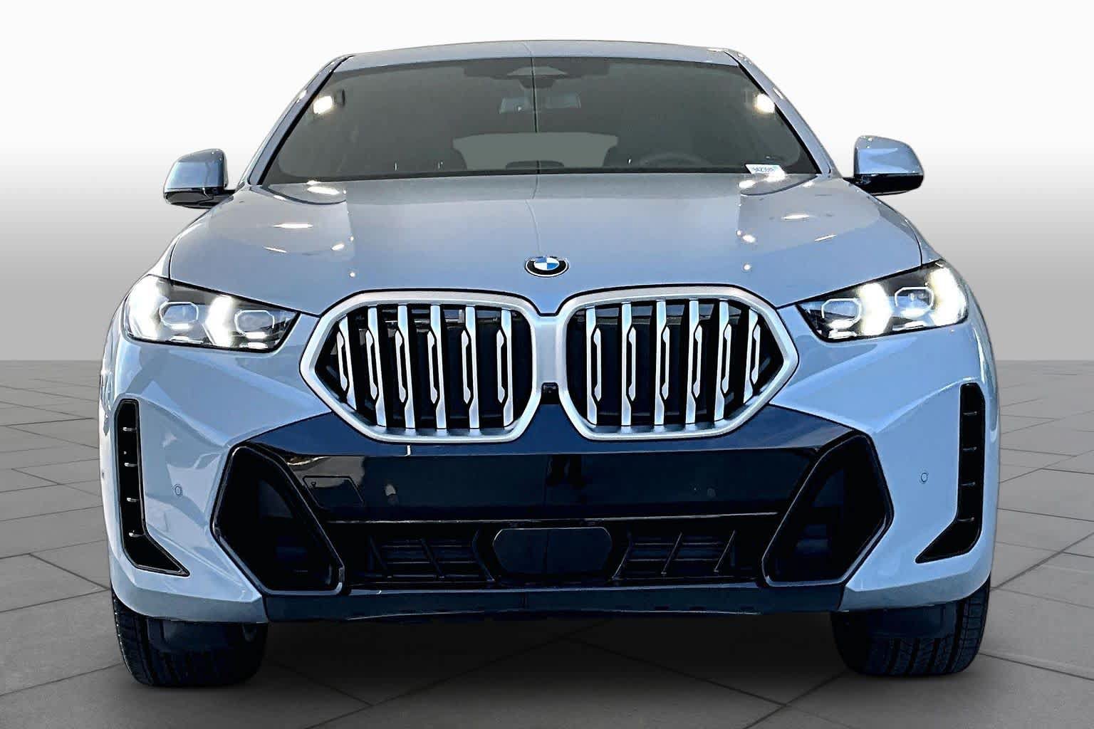 Used 2026 BMW X6 xDrive40i AWD/4WD image 3