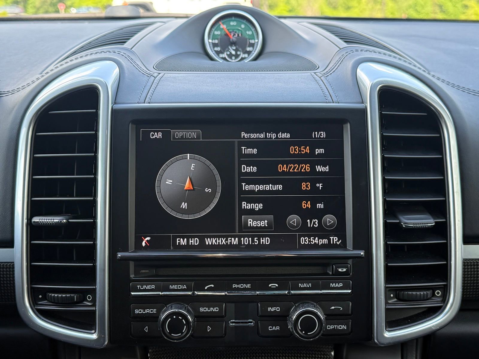 Used 2016 Porsche Cayenne GTS AWD/4WD image 30