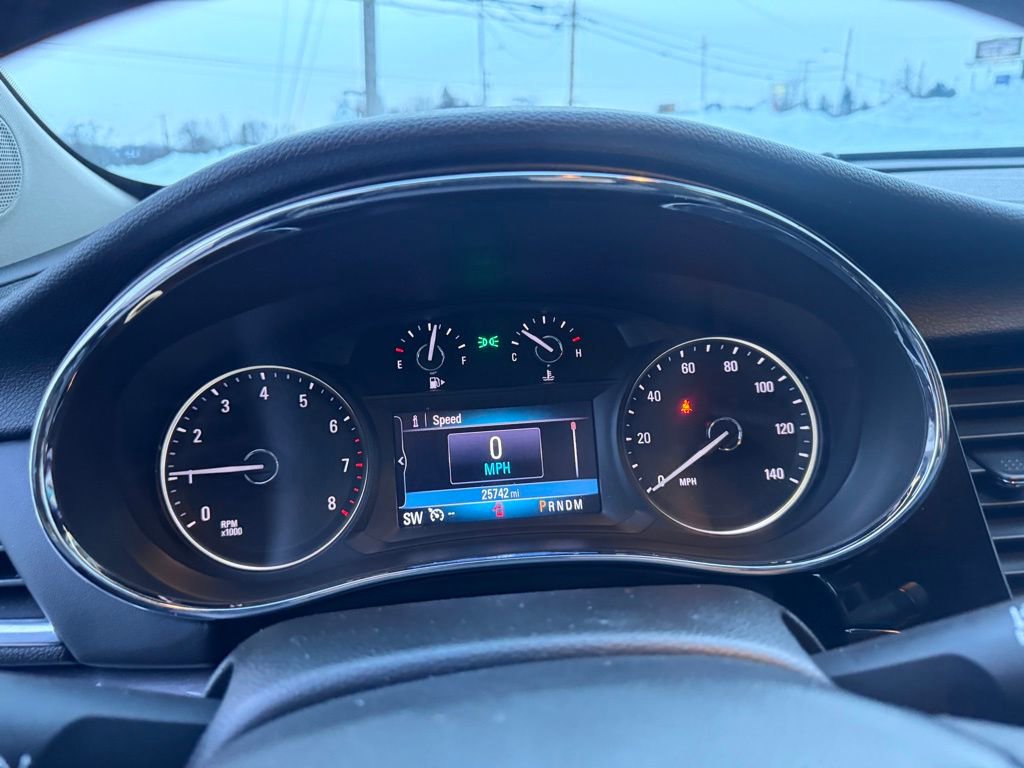 Used 2022 Buick Encore Preferred w/ Safety Package image 17