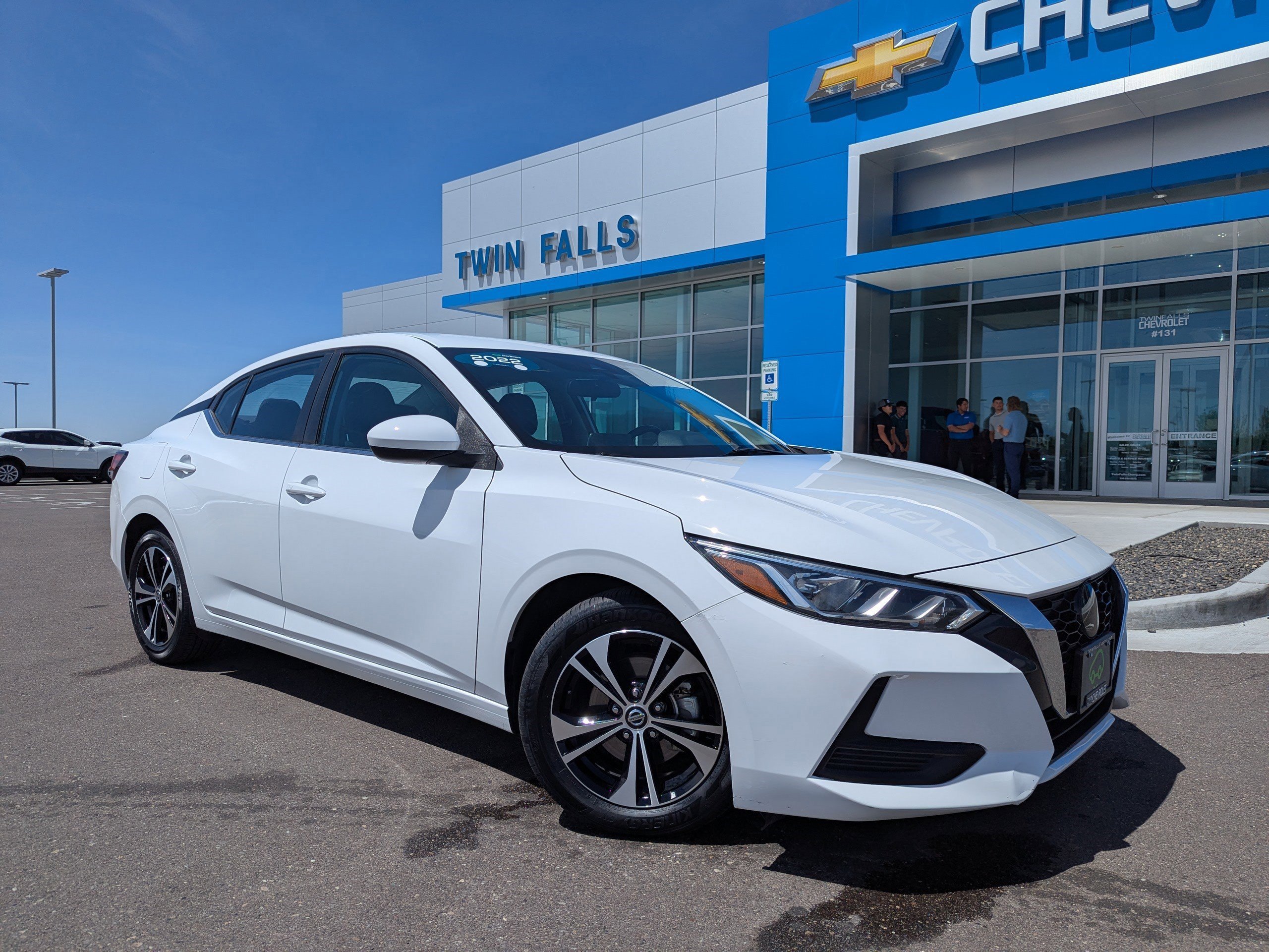 Used 2022 Nissan Sentra SV FWD image 1