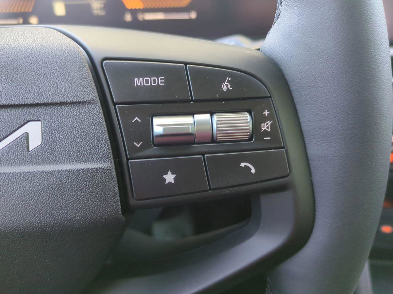 New 2026 Kia Sportage LX image 25