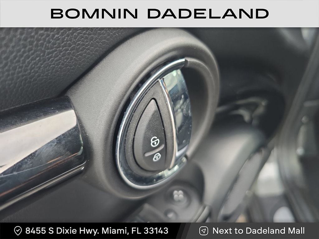 Used 2023 MINI Cooper S image 22